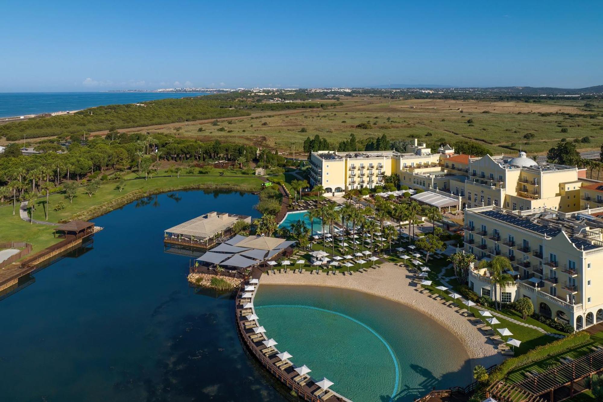 Domes Lake Algarve, Autograph Collection Vilamoura Zewnętrze zdjęcie Aerial view of the resort