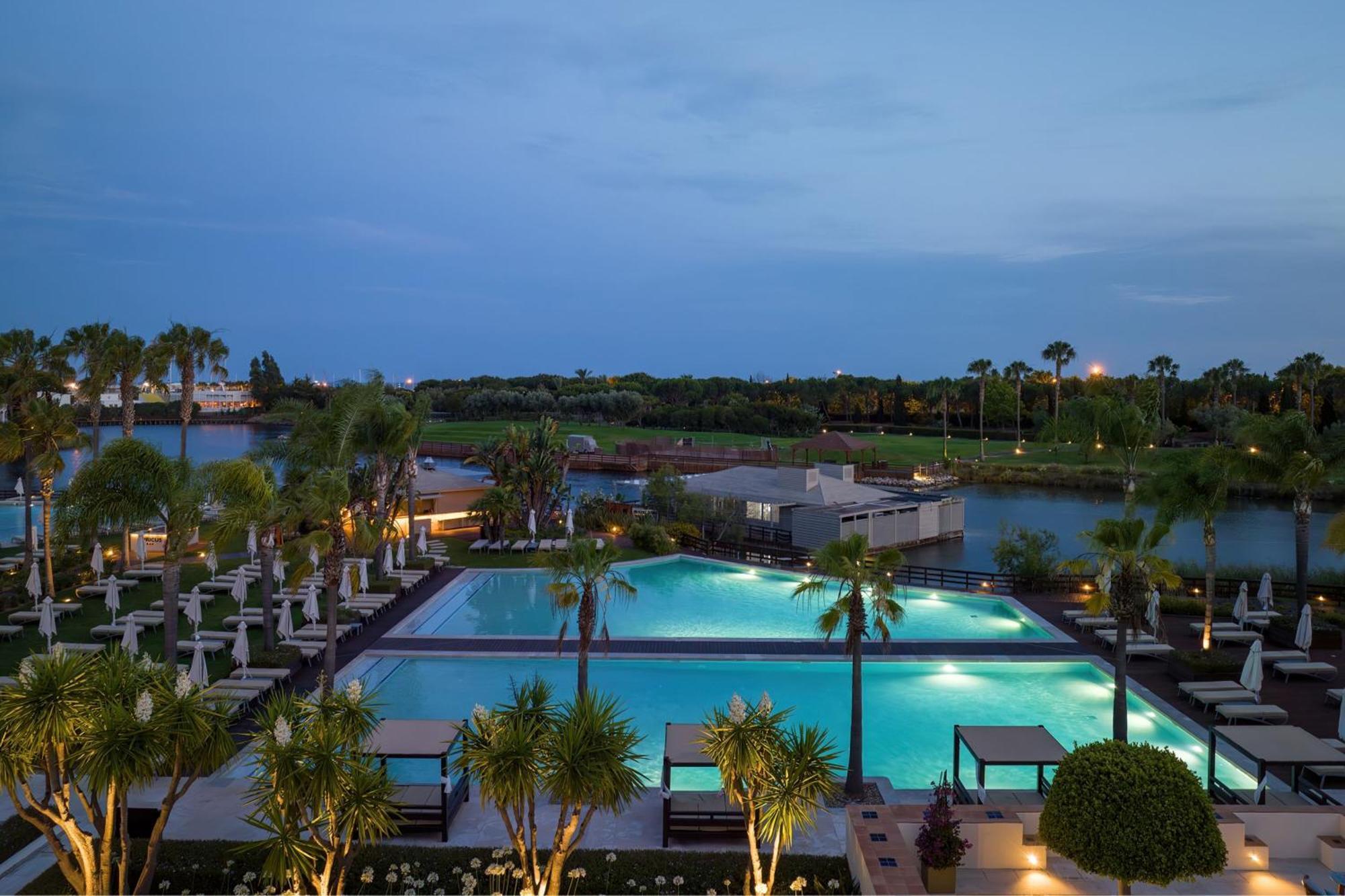 Domes Lake Algarve, Autograph Collection Vilamoura Zewnętrze zdjęcie The resort's main pool