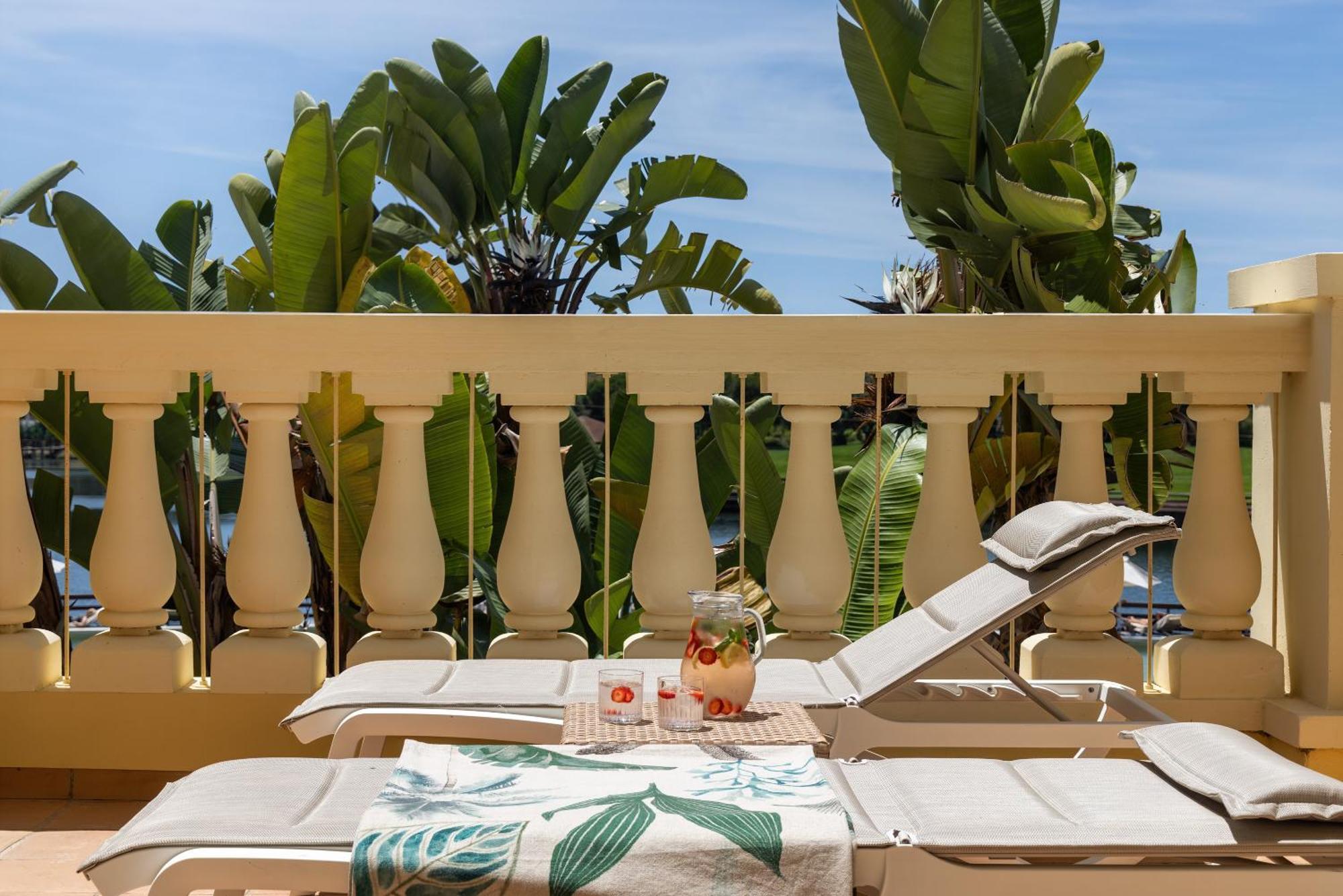 Domes Lake Algarve, Autograph Collection Vilamoura Zewnętrze zdjęcie The hotel's pool