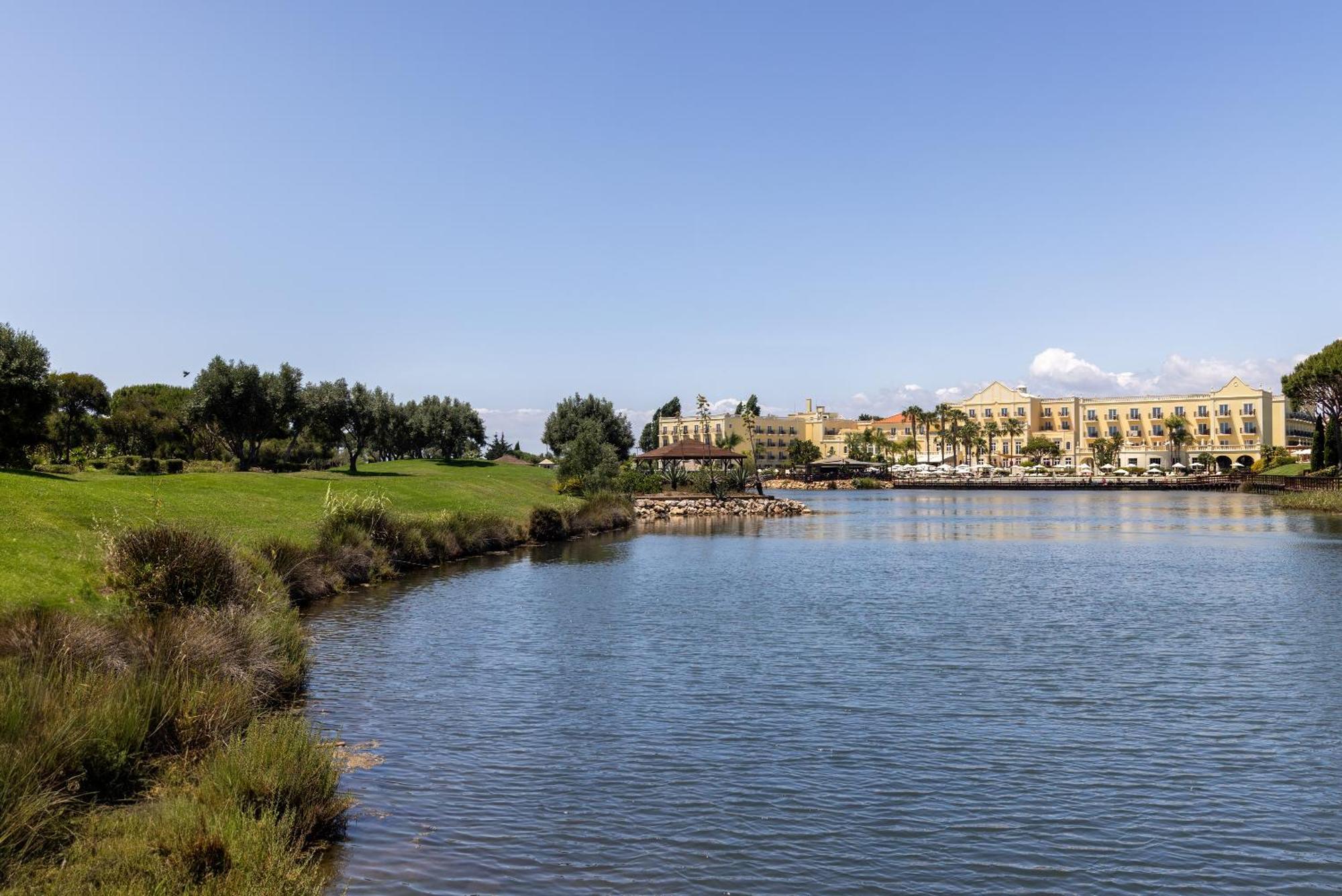 Domes Lake Algarve, Autograph Collection Vilamoura Zewnętrze zdjęcie View of the lagoon