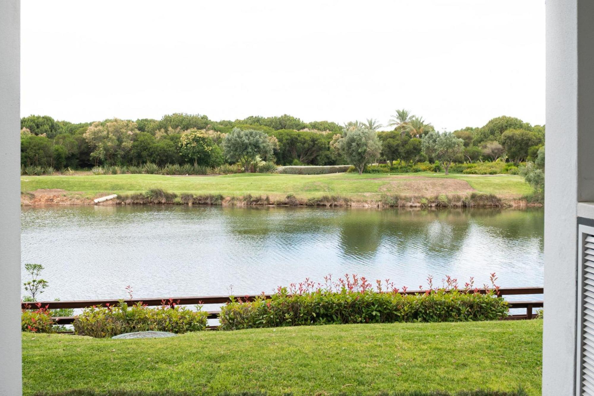Domes Lake Algarve, Autograph Collection Vilamoura Zewnętrze zdjęcie Golf course at the resort